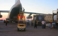 طائرة محملة بمساعدات غذائية تابعة لبرنامج الأغذية العالمي تهبط في مطار القامشلي

