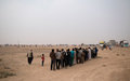 مخيم جديد يستقبل ثلاثة آلاف شخص فيما يتواصل تدفق آلاف العراقيين من الموصل
